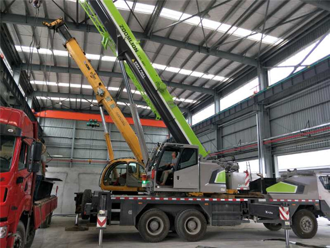 龙山区高空车出租需要注意哪些安全事项？